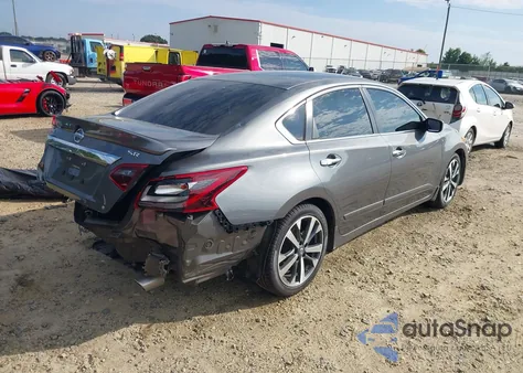 2017 Nissan Altima 2.5 Sr из США, поврежденный, VIN 1N4AL3AP5HC148136